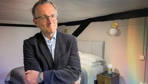 How to Sleep Well with Michael Mosley