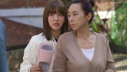 Eun Sung Gets an Earful Eun Sung Gets an Earful