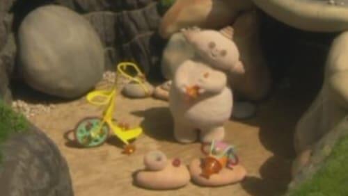 Igglepiggle's Blanket in Makka Pakka's Ditch