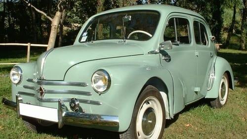 Renault 4CV