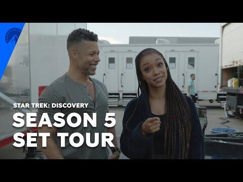 Wilson Cruz Gives An Exclusive Season 5 Set Tour