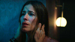 Álex Bedoya descubre que Romina no está muerta Álex Bedoya descubre que Romina no está muerta