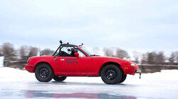 Ice Racing Man-iata!