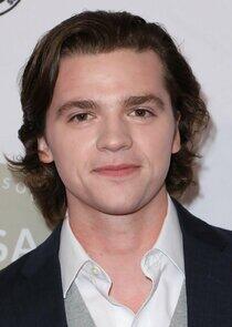 Joel Courtney