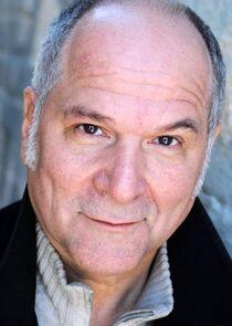 John Kapelos