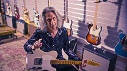 On Guitar... Lenny Kaye!