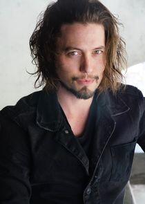 Jackson Rathbone