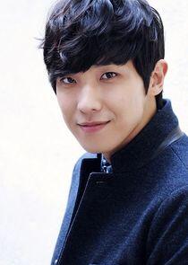 Lee Joon