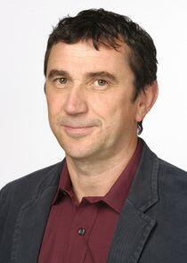 Phil Daniels