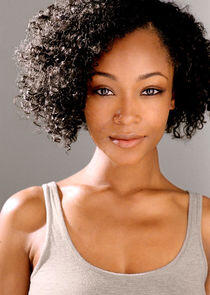 Yaya DaCosta