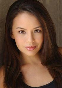 Mona Vanderwaal