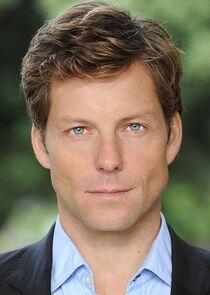 Jamie Bamber