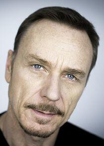 Ben Daniels