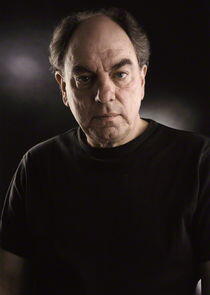 Alun Armstrong