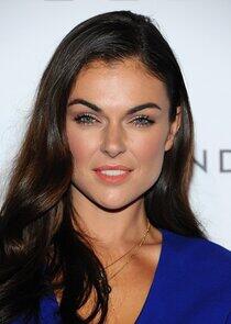 Serinda Swan