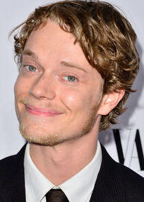 photo of Alfie Allen