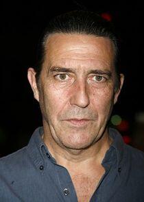 Ciarán Hinds