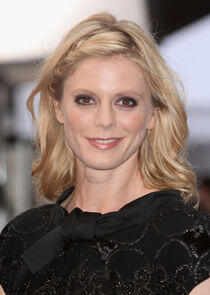 Emilia Fox