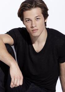 Leo Howard