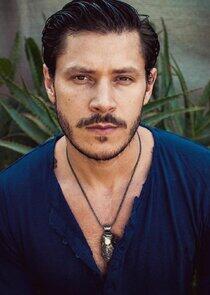 Alex Meraz