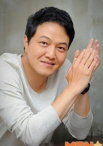 Jung Woong In