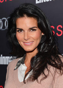 Angie Harmon