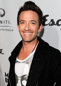 David Faustino