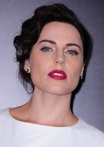 Antje Traue