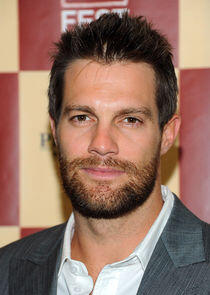 Geoff Stults