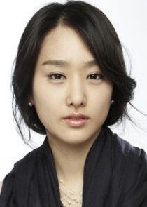 Han Yoo Yi