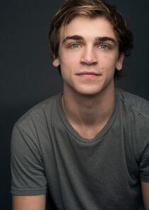 Sean Grandillo