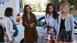 Don't Look Now Don't Look Now