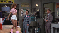 Fonzie Loves Pinky (1)