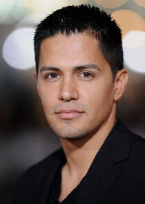 Jay Hernandez