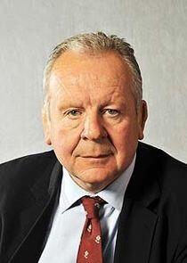 Bill Beaumont