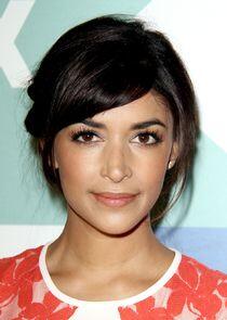 Hannah Simone