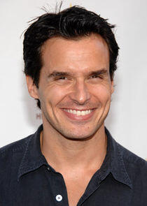 Antonio Sabàto Jr.