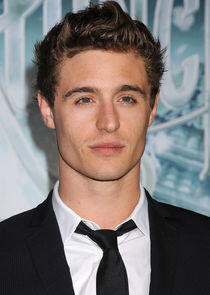 Max Irons