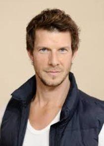 Eric Mabius