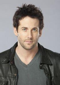 Niall Matter