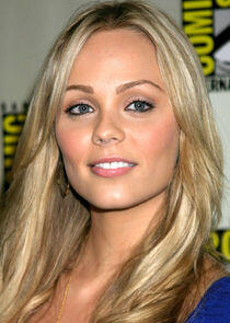 photo of Laura Vandervoort