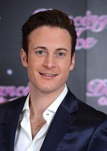 Gary Lucy