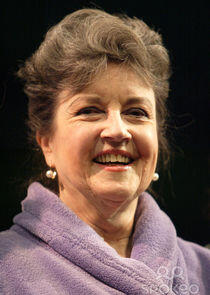 Lorraine Bayly