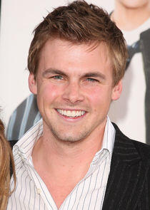 Tommy Dewey