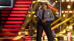 Elvis Night: Tyler Hilton, Jimmie Allen, Cheyenne Jackson, Adrienne Bailon-Houghton, Cheryl Hines Elvis Night: Tyler Hilton, Jimmie Allen, Cheyenne Jackson, Adrienne Bailon-Houghton, Cheryl Hines