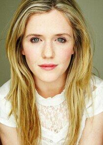 Harriet Dyer