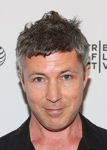 photo of Aidan Gillen