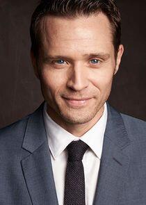 Seamus Dever