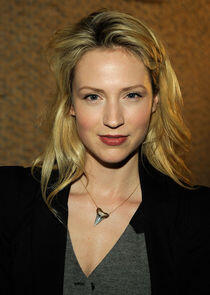 Beth Riesgraf