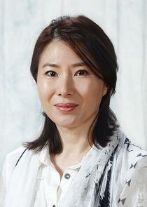 photo of Hwang Young Hee